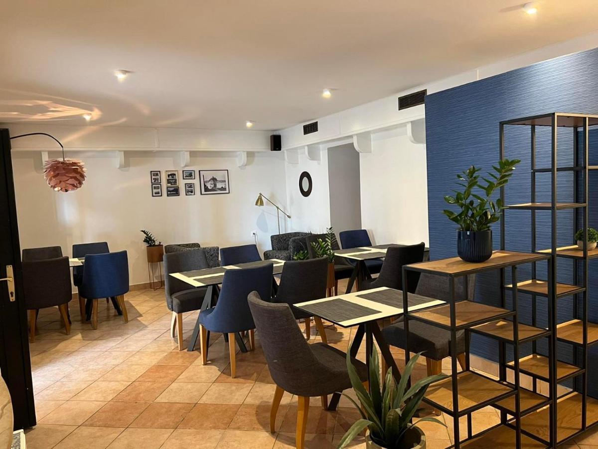 Guest House Kolarin 斯拉诺 外观 照片
