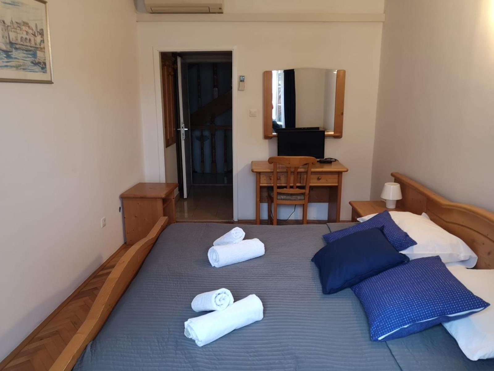 Guest House Kolarin 斯拉诺 客房 照片